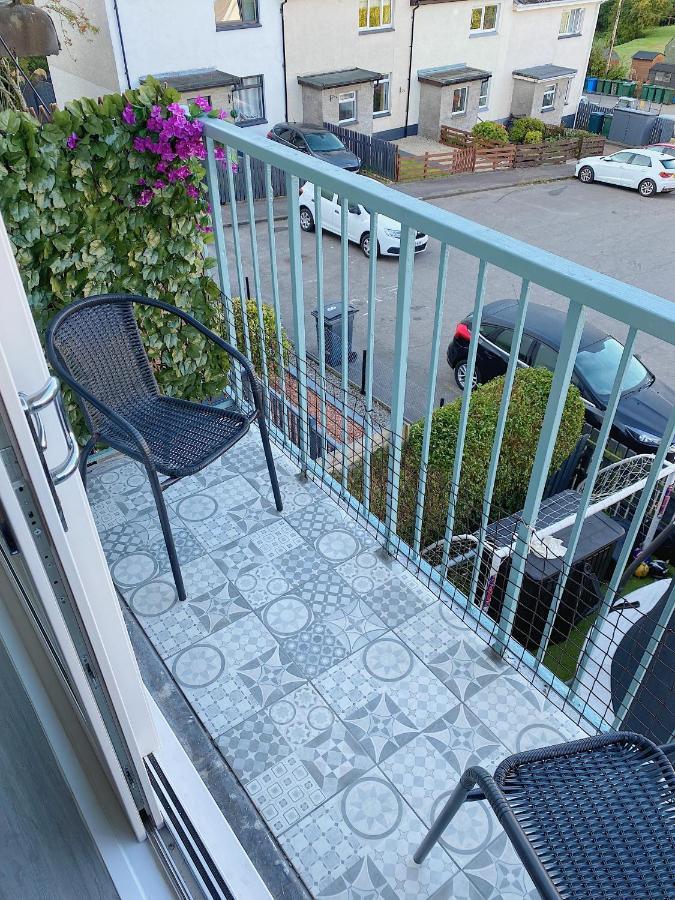Entire Modern Apartment In Oban With Balcony Ngoại thất bức ảnh
