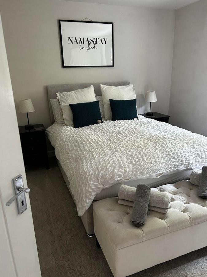 Entire Modern Apartment In Oban With Balcony Ngoại thất bức ảnh